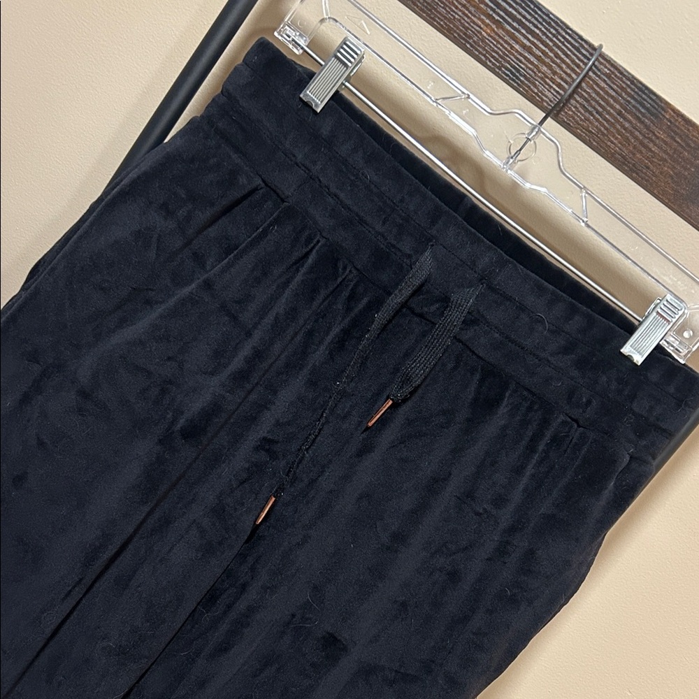 Flores Active Velvet Joggers